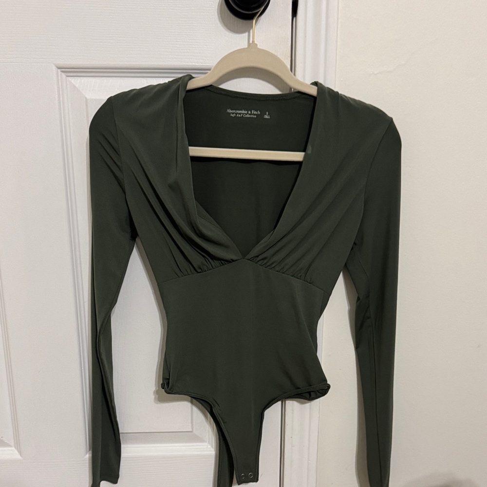 Abercrombie & Fitch Olive Long Sleeve Bodysuit